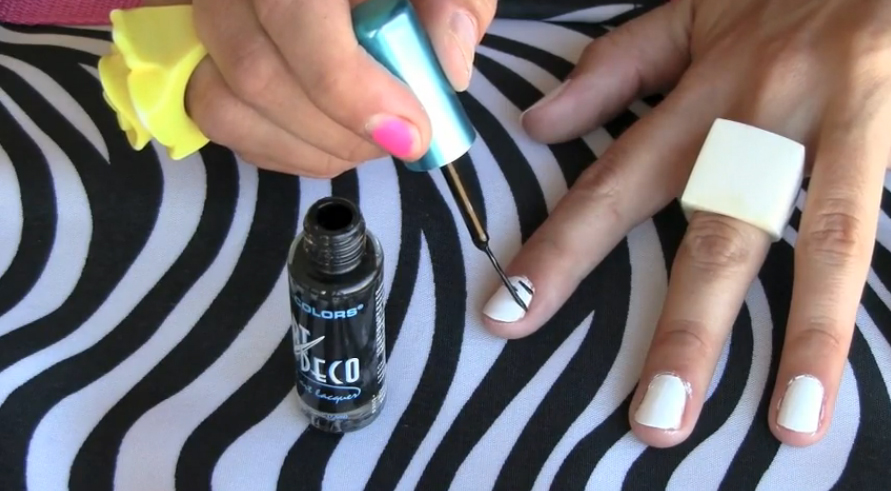 Striped Nail Art Featured